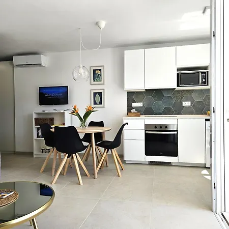 Aquamarina - Seaside Lejlighed